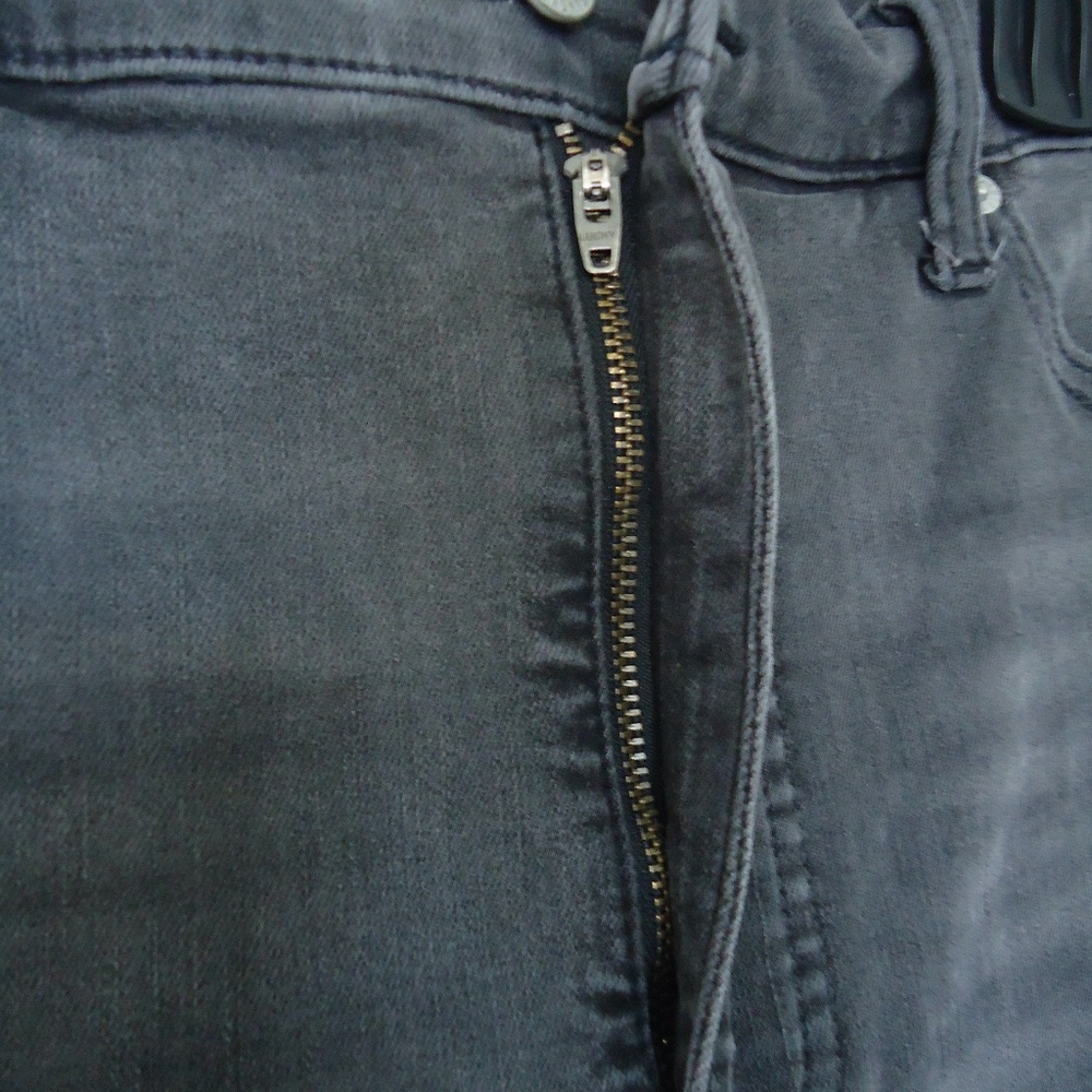 Lucky Brand Gray High-rise Skinny Jeans - Size 34 - Picture 9 of 12